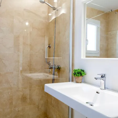 Apartman Harbour View 1 *